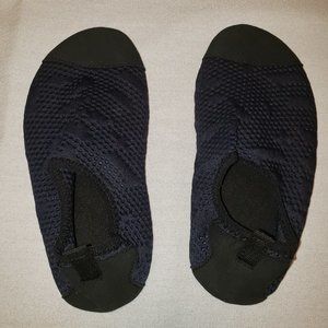 JIASUQI Kids Boys-Girls Athletic Water Shoes Aqua Socks for Beach  12 1/2 to 13